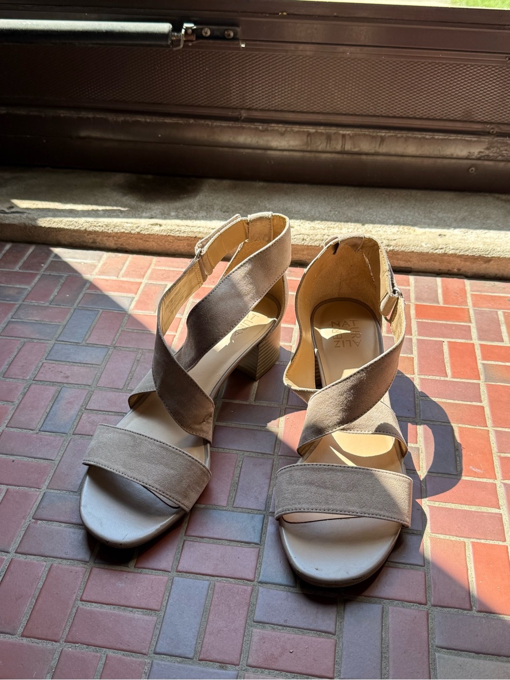 Naturalizer Beige Crisscross Block Heel Sandals